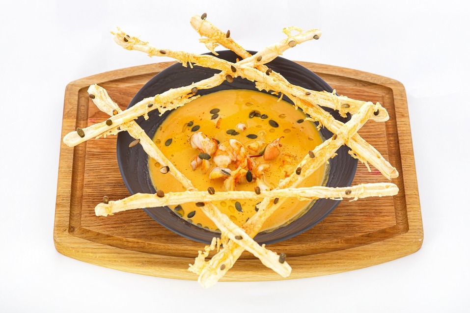 Тыквенный крем-суп с креветками Тыквенный крем-суп с креветками