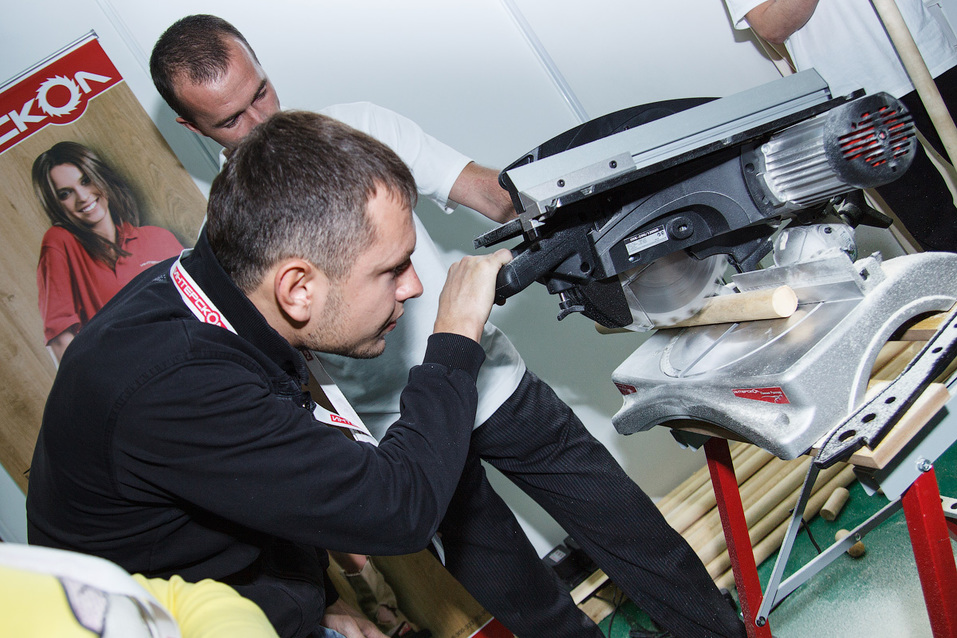 Кому нужна профессиональная фотосессия?
21 Кому нужна профессиональная фотосессия?
21