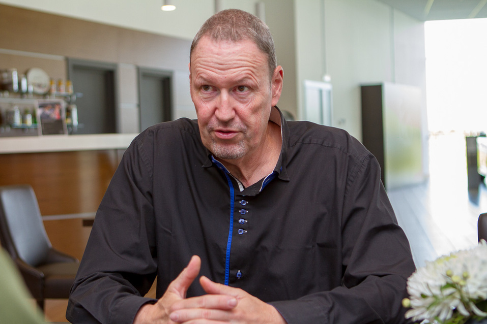 Бернар Гаро Бернар Гаро