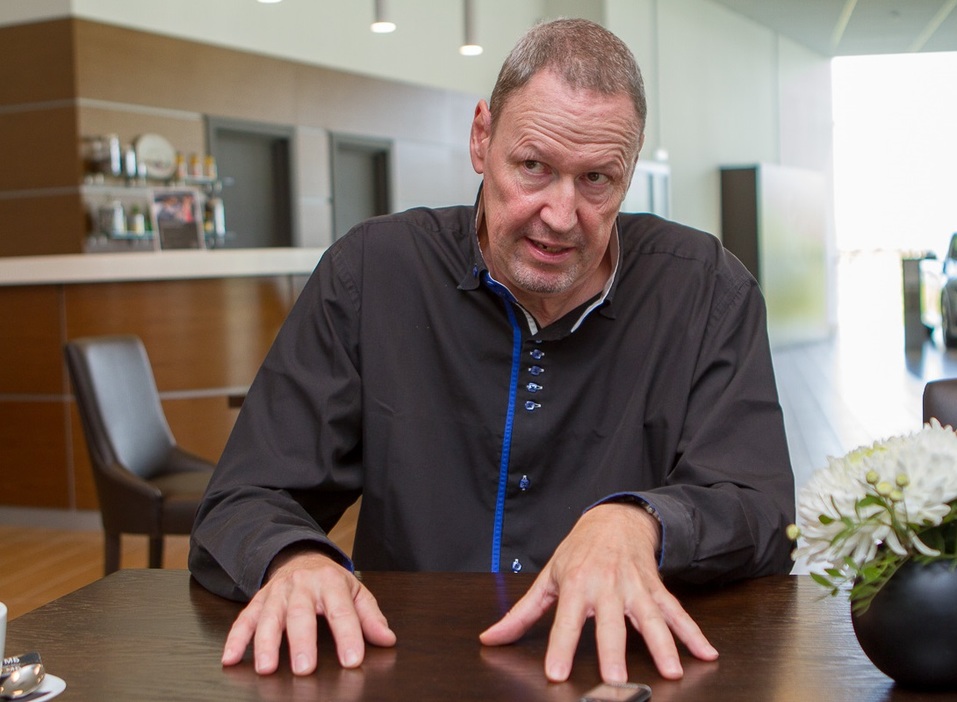 Бернар Гаро Бернар Гаро