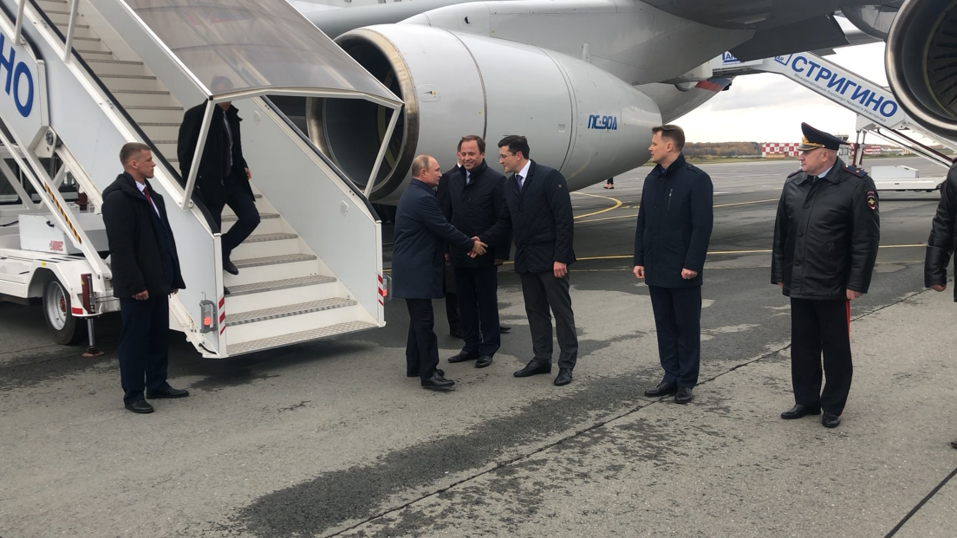 Путин в Нижнем Новгороде: бриллиантовая перчатка, вред алкоголя и WADA 1 Путин в Нижнем Новгороде: бриллиантовая перчатка, вред алкоголя и WADA 1