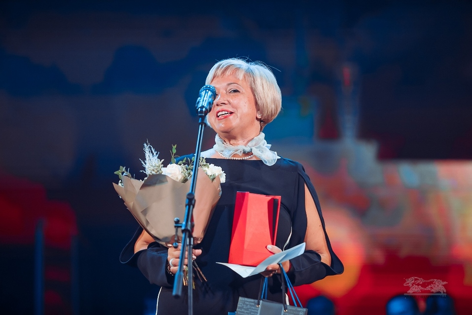 Вперед в будущее. Как в Екатеринбурге вручали премию «Человек года — 2019» / РЕПОРТАЖ 21 Вперед в будущее. Как в Екатеринбурге вручали премию «Человек года — 2019» / РЕПОРТАЖ 21