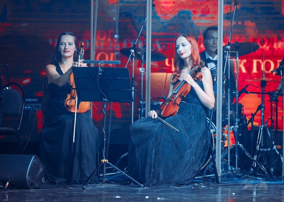 Вперед в будущее. Как в Екатеринбурге вручали премию «Человек года — 2019» / РЕПОРТАЖ 25 Вперед в будущее. Как в Екатеринбурге вручали премию «Человек года — 2019» / РЕПОРТАЖ 25