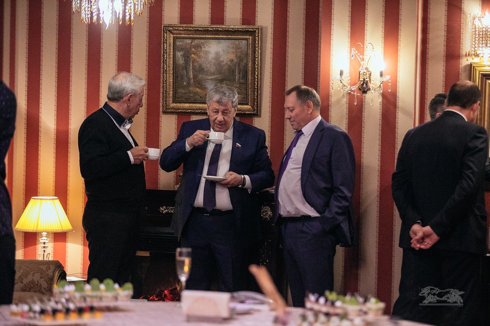 «Уральский предприниматель живучий». О чем говорили в кулуарах премии «Человек года» 12 «Уральский предприниматель живучий». О чем говорили в кулуарах премии «Человек года» 12