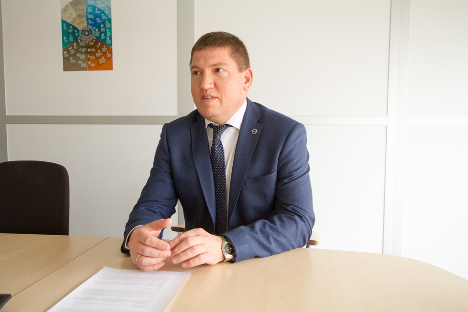 Максим Спицин региональный менеджер Volvo Trucks Максим Спицин региональный менеджер Volvo Trucks