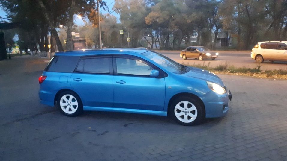 На перекрестке ул. Мичурина-Волгоградская в Красноярске под землю провалился автомобиль 2 На перекрестке ул. Мичурина-Волгоградская в Красноярске под землю провалился автомобиль 2