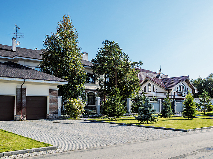 Улица в «Палниксе» Улица в «Палниксе»