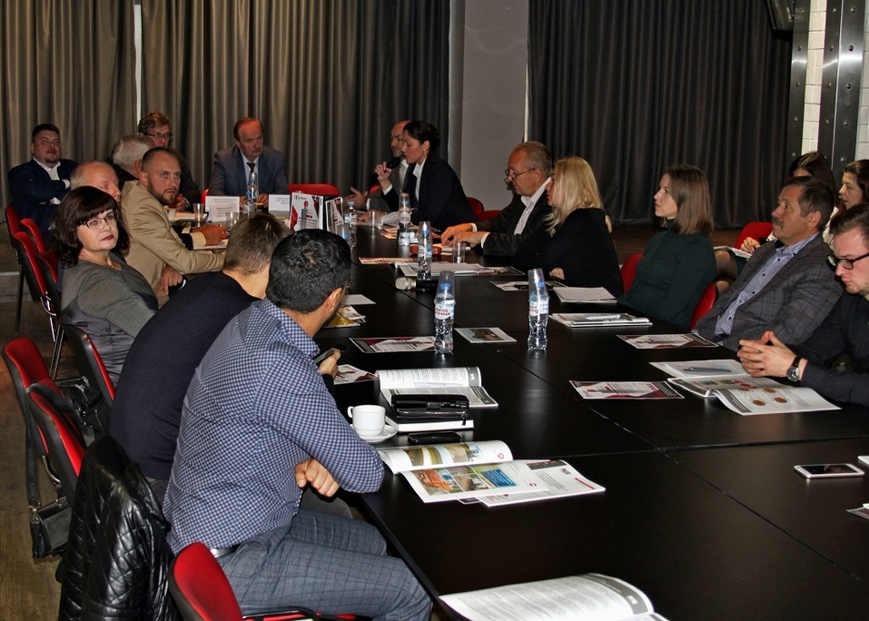 Дешевле и прочнее. В Нижнем Новгороде представили инновационную добавку для дорог 2 Дешевле и прочнее. В Нижнем Новгороде представили инновационную добавку для дорог 2