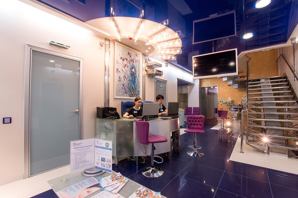 «Всю жизнь растим звезд». История врачей Засыпкиных — основателей клиники «Академия VIP» 2 «Всю жизнь растим звезд». История врачей Засыпкиных — основателей клиники «Академия VIP» 2