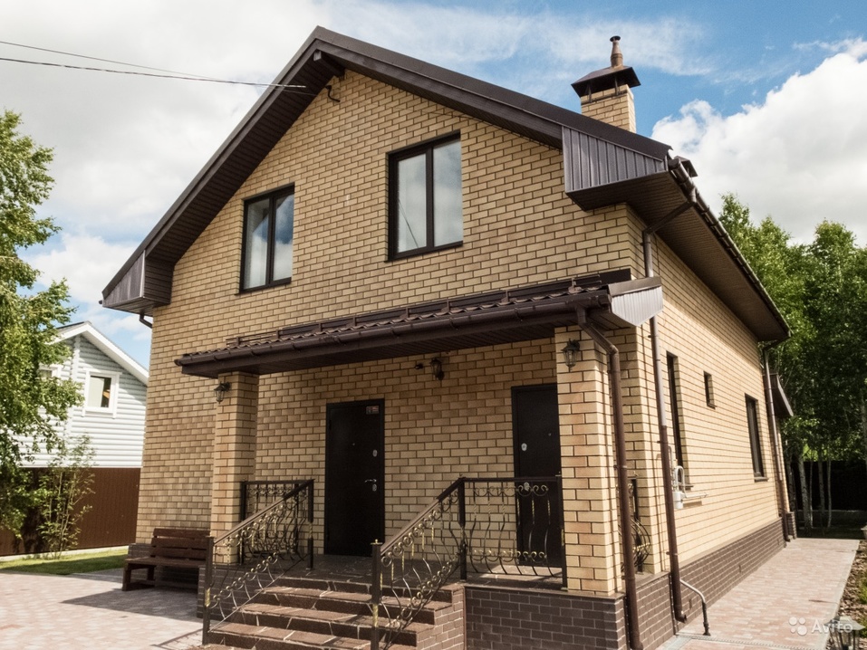 Живи в пригороде: в «Белых росах» продают новые дома с мебелью и благоустроенным участком 9 Живи в пригороде: в «Белых росах» продают новые дома с мебелью и благоустроенным участком 9