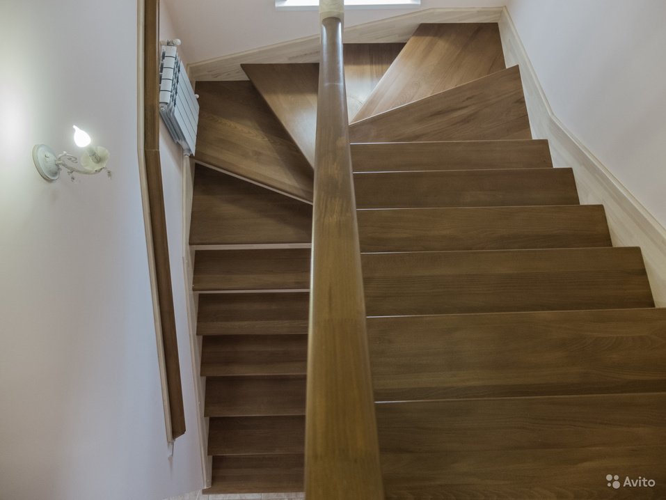 Живи в пригороде: в «Белых росах» продают новые дома с мебелью и благоустроенным участком 12 Живи в пригороде: в «Белых росах» продают новые дома с мебелью и благоустроенным участком 12