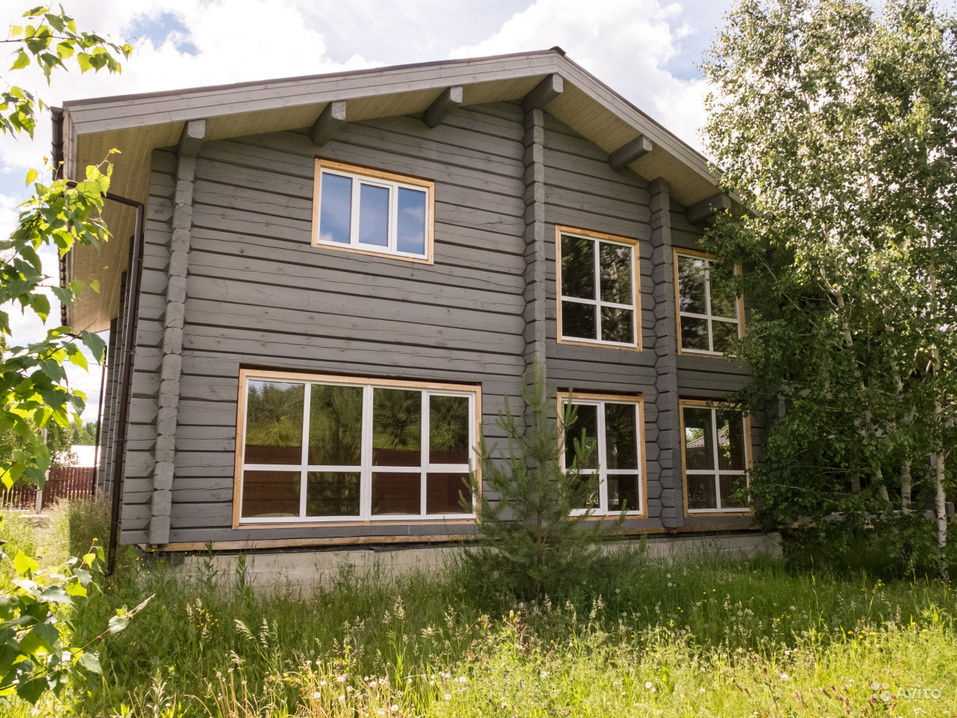 Живи в пригороде: в «Белых росах» продают новые дома с мебелью и благоустроенным участком 14 Живи в пригороде: в «Белых росах» продают новые дома с мебелью и благоустроенным участком 14