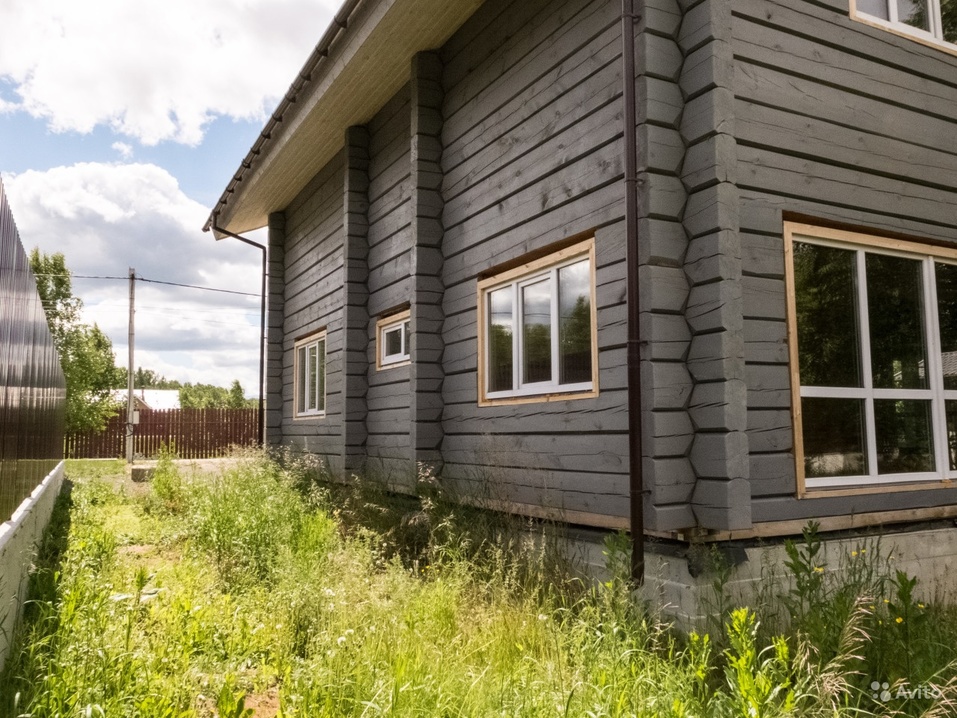 Живи в пригороде: в «Белых росах» продают новые дома с мебелью и благоустроенным участком 16 Живи в пригороде: в «Белых росах» продают новые дома с мебелью и благоустроенным участком 16