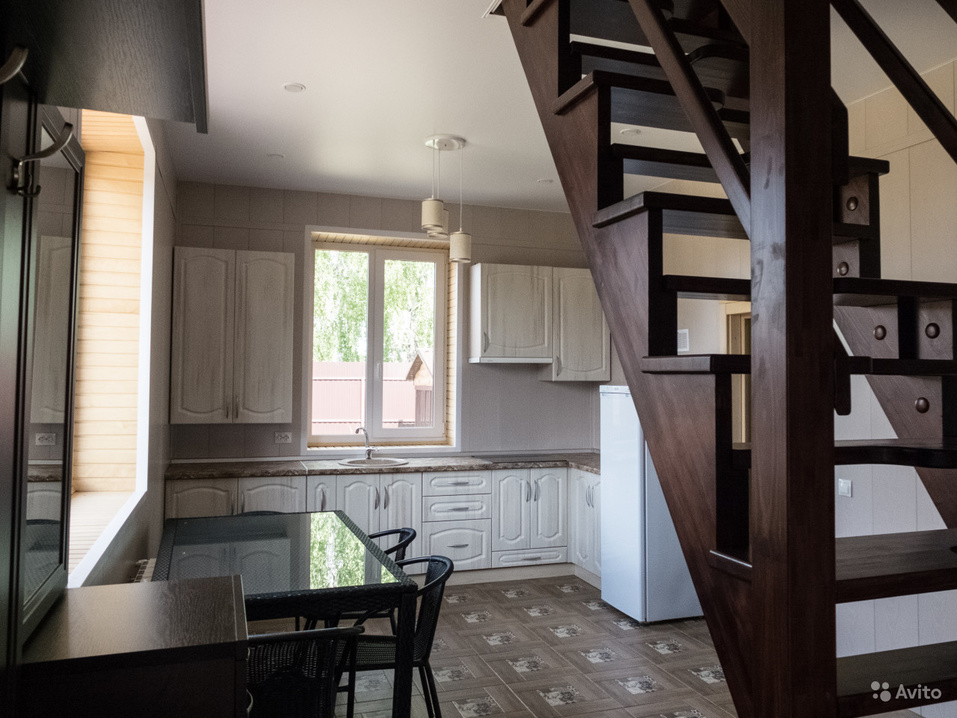 Живи в пригороде: в «Белых росах» продают новые дома с мебелью и благоустроенным участком 25 Живи в пригороде: в «Белых росах» продают новые дома с мебелью и благоустроенным участком 25