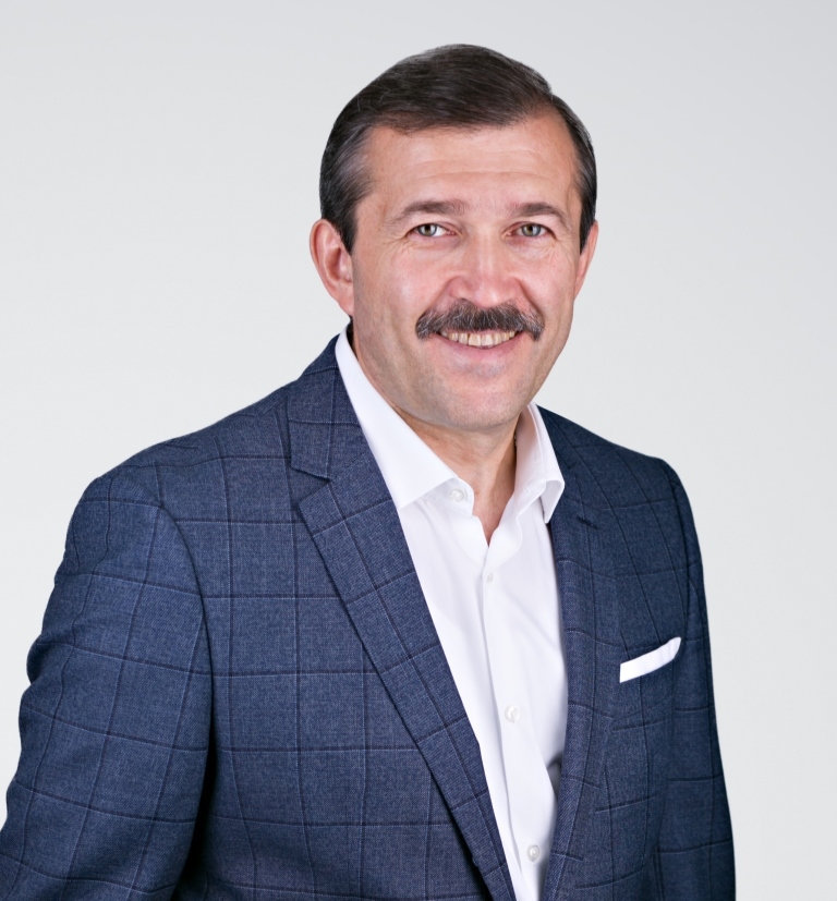 Кто номинирован на «Человека года» за социально ответственный бизнес? 3 Кто номинирован на «Человека года» за социально ответственный бизнес? 3