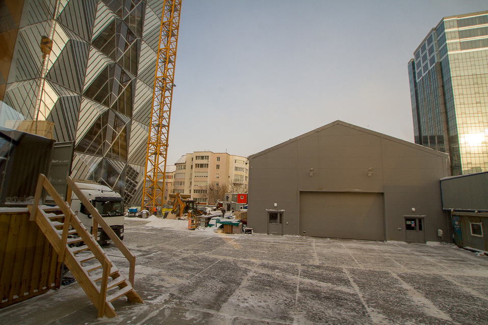 Изнанка штаб-квартиры РМК за ₽12 млрд: Что внутри первого в России объекта Нормана Фостера 2 Изнанка штаб-квартиры РМК за ₽12 млрд: Что внутри первого в России объекта Нормана Фостера 2