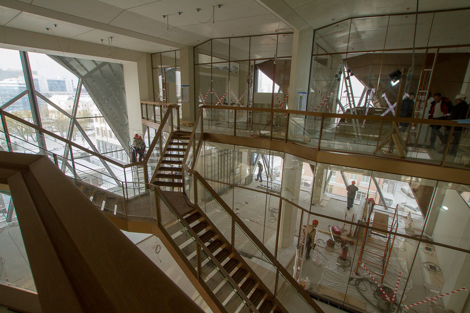 Изнанка штаб-квартиры РМК за ₽12 млрд: Что внутри первого в России объекта Нормана Фостера 10 Изнанка штаб-квартиры РМК за ₽12 млрд: Что внутри первого в России объекта Нормана Фостера 10