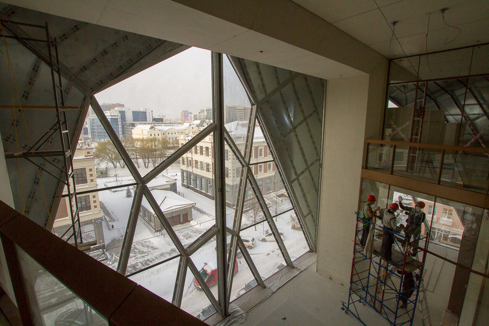 Изнанка штаб-квартиры РМК за ₽12 млрд: Что внутри первого в России объекта Нормана Фостера 13 Изнанка штаб-квартиры РМК за ₽12 млрд: Что внутри первого в России объекта Нормана Фостера 13