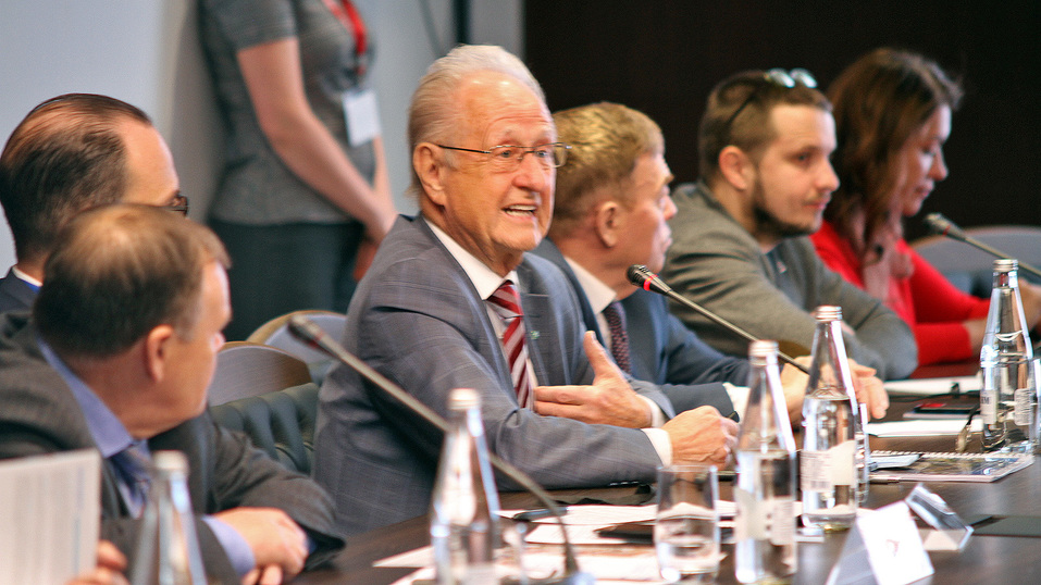 Станислав Николаев Станислав Николаев