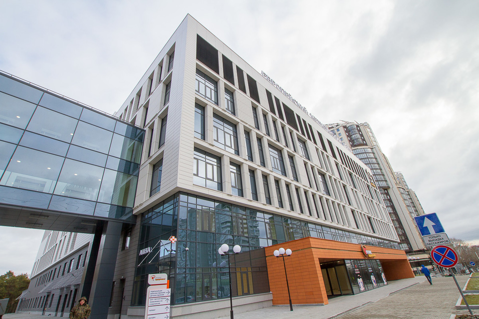 Гуляем по новой клинике «УГМК-Здоровье» за 10 млрд руб. / ФОТОРЕПОРТАЖ 1 Гуляем по новой клинике «УГМК-Здоровье» за 10 млрд руб. / ФОТОРЕПОРТАЖ 1