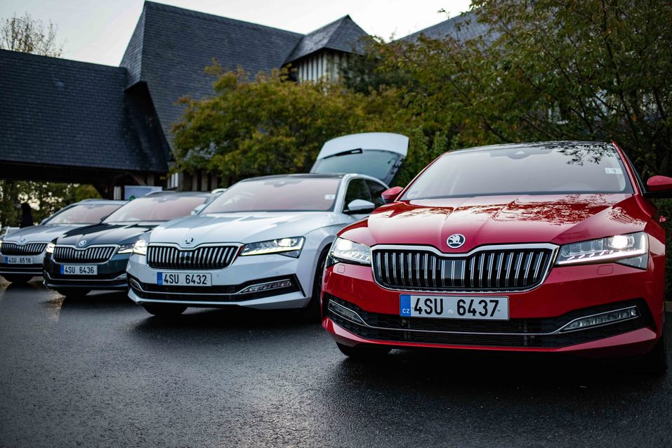 Устрицы, шампанское и Шкода:как журналист DK.RU тестил обновленный Skoda Superb во Франции 20 Устрицы, шампанское и Шкода:как журналист DK.RU тестил обновленный Skoda Superb во Франции 20