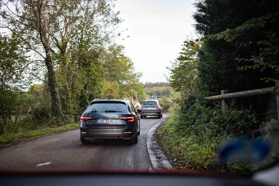 Устрицы, шампанское и Шкода:как журналист DK.RU тестил обновленный Skoda Superb во Франции 26 Устрицы, шампанское и Шкода:как журналист DK.RU тестил обновленный Skoda Superb во Франции 26