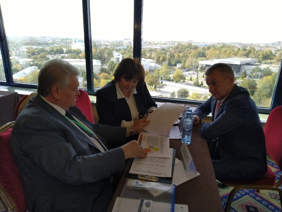 Мы на уровне, нам просто не хватает имени: ИТОГИ деловой миссии уральских медиков в СНГ 11 Мы на уровне, нам просто не хватает имени: ИТОГИ деловой миссии уральских медиков в СНГ 11