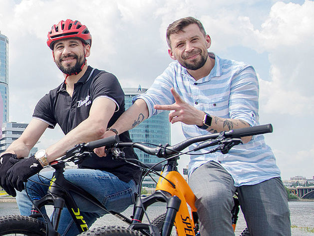 Сергей и Дмитрий Даутовы Сергей и Дмитрий Даутовы