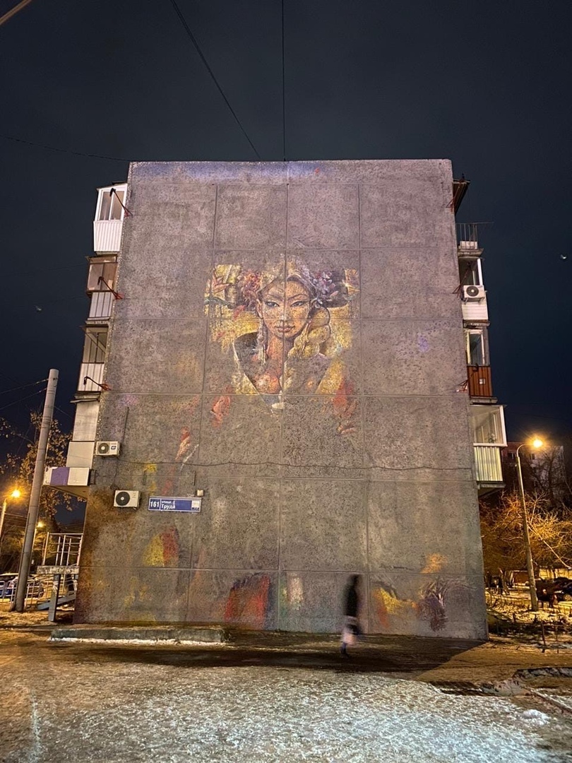 «Не по-человечески». Котова — о закрашенном серой краской граффити в центре Челябинска 2 «Не по-человечески». Котова — о закрашенном серой краской граффити в центре Челябинска 2