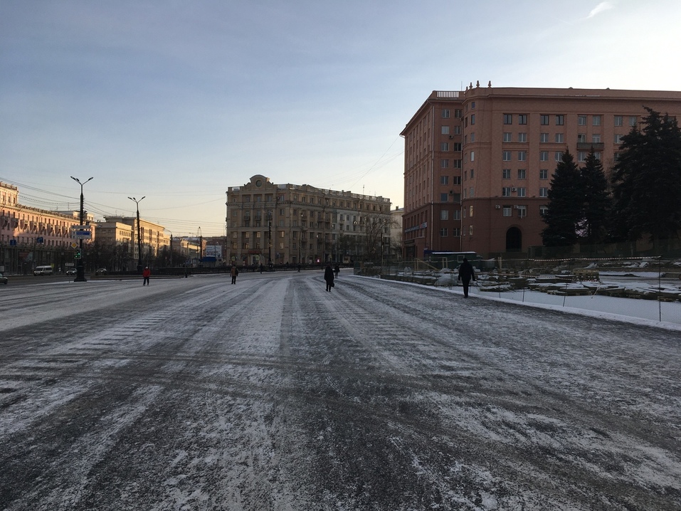 В Челябинске суд вынес решение по запрету митинга за выборы мэра на площади Революции 1 В Челябинске суд вынес решение по запрету митинга за выборы мэра на площади Революции 1