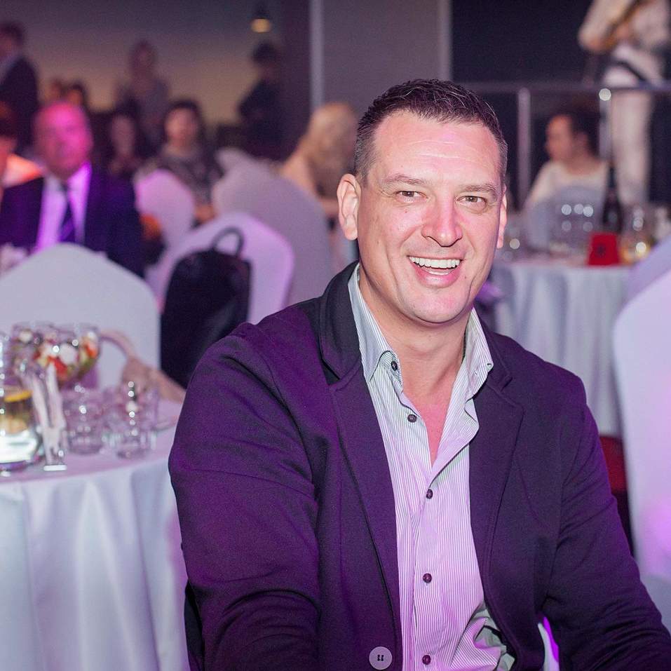 Денис Тавров Денис Тавров