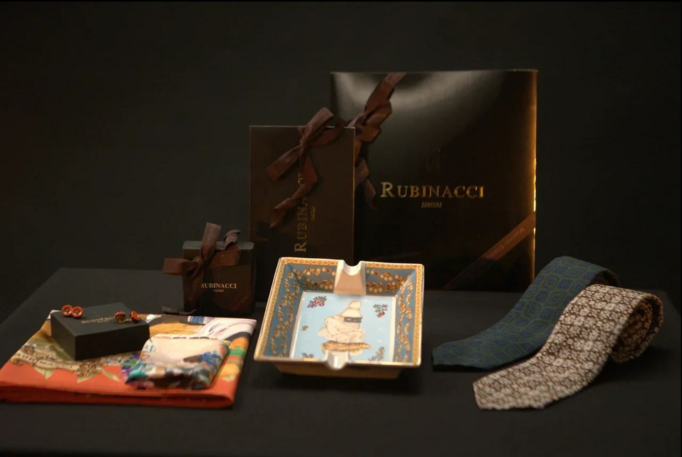 Ло от Алексея Боброва: набор галстуков и платков Ло от Алексея Боброва: набор галстуков и платков