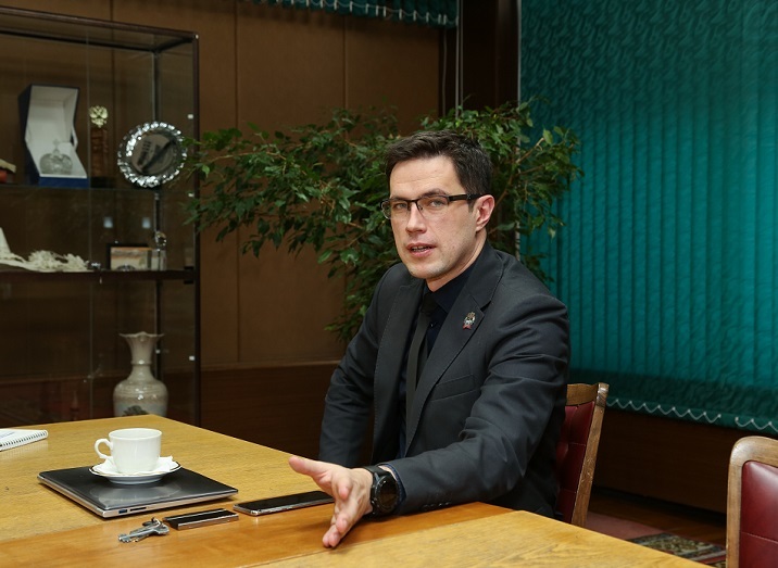 Руслан Долженко Руслан Долженко