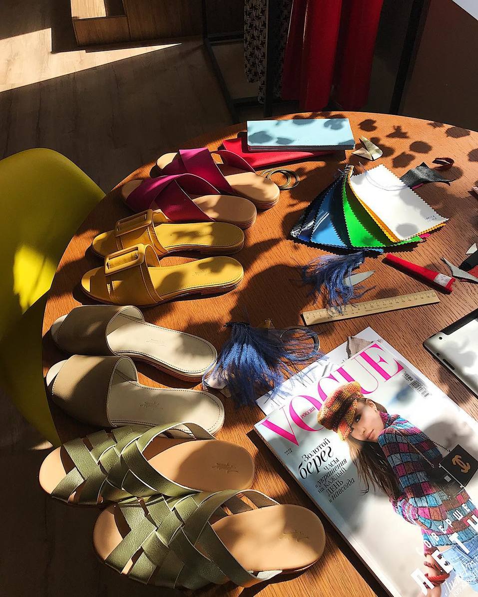 «Денег нет, люди не тратятся на обувь»: как открыть бизнес по индивидуальному пошиву обуви 4 «Денег нет, люди не тратятся на обувь»: как открыть бизнес по индивидуальному пошиву обуви 4