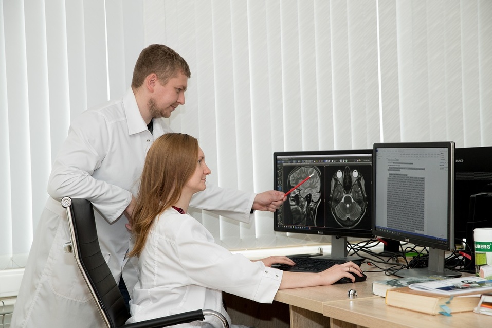 «МРТ-ЭКСПЕРТ»: заточены на клиническое мышление 10 «МРТ-ЭКСПЕРТ»: заточены на клиническое мышление 10