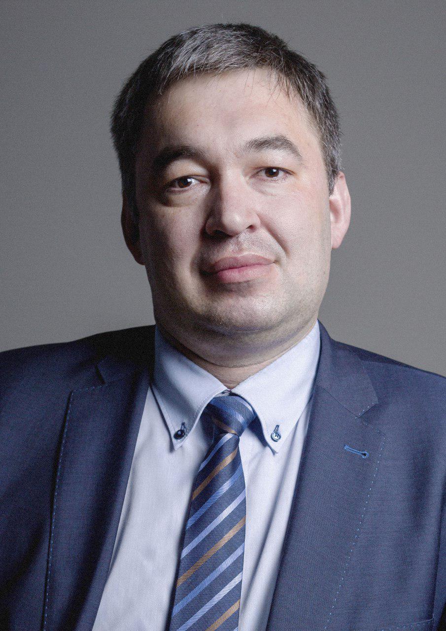 «Бунтующего горожанина с улыбкой Джокера можно назвать символом уходящего года» 1 «Бунтующего горожанина с улыбкой Джокера можно назвать символом уходящего года» 1