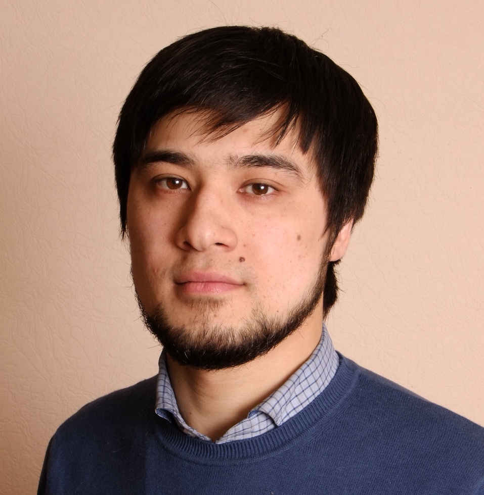 «Бунтующего горожанина с улыбкой Джокера можно назвать символом уходящего года» 2 «Бунтующего горожанина с улыбкой Джокера можно назвать символом уходящего года» 2