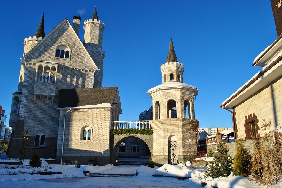 В Челябинске продается «средневековый» замок за 20 млн руб 1 В Челябинске продается «средневековый» замок за 20 млн руб 1