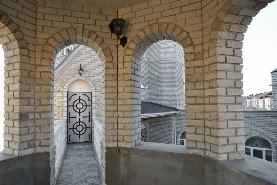 В Челябинске продается «средневековый» замок за 20 млн руб 5 В Челябинске продается «средневековый» замок за 20 млн руб 5