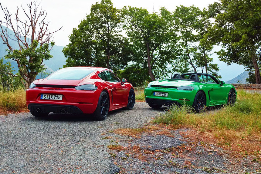 Porsche Центр Красноярск привезёт в город новые модели среднемоторных спорткаров 1 Porsche Центр Красноярск привезёт в город новые модели среднемоторных спорткаров 1