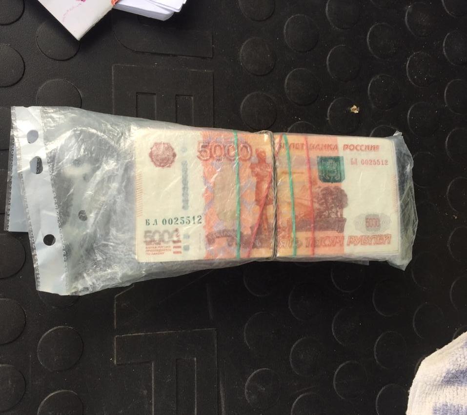 Обещал передать 1,5 млн в суде. Нижегородского адвоката заподозрили в мошенничестве 1 Обещал передать 1,5 млн в суде. Нижегородского адвоката заподозрили в мошенничестве 1