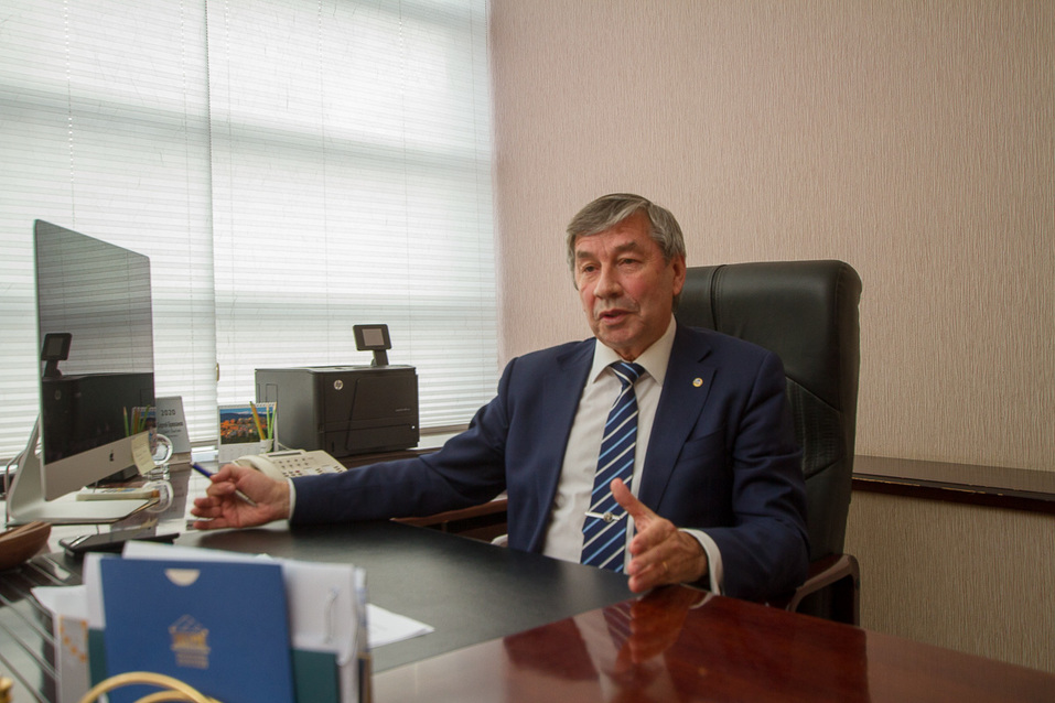 «Надо уступить дорогу молодым». Главный лоббист застройщиков Урала — о жизни после 70 3 «Надо уступить дорогу молодым». Главный лоббист застройщиков Урала — о жизни после 70 3