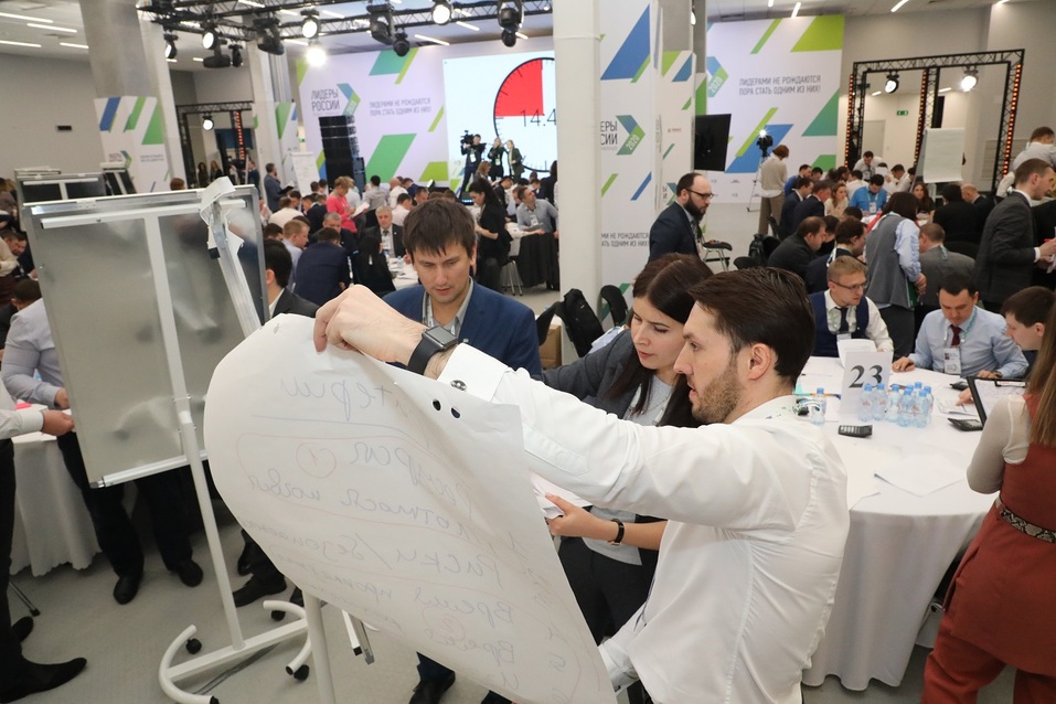 Стали известны имена нижегородцев, которые вышли в финал «Лидеров России» 2 Стали известны имена нижегородцев, которые вышли в финал «Лидеров России» 2