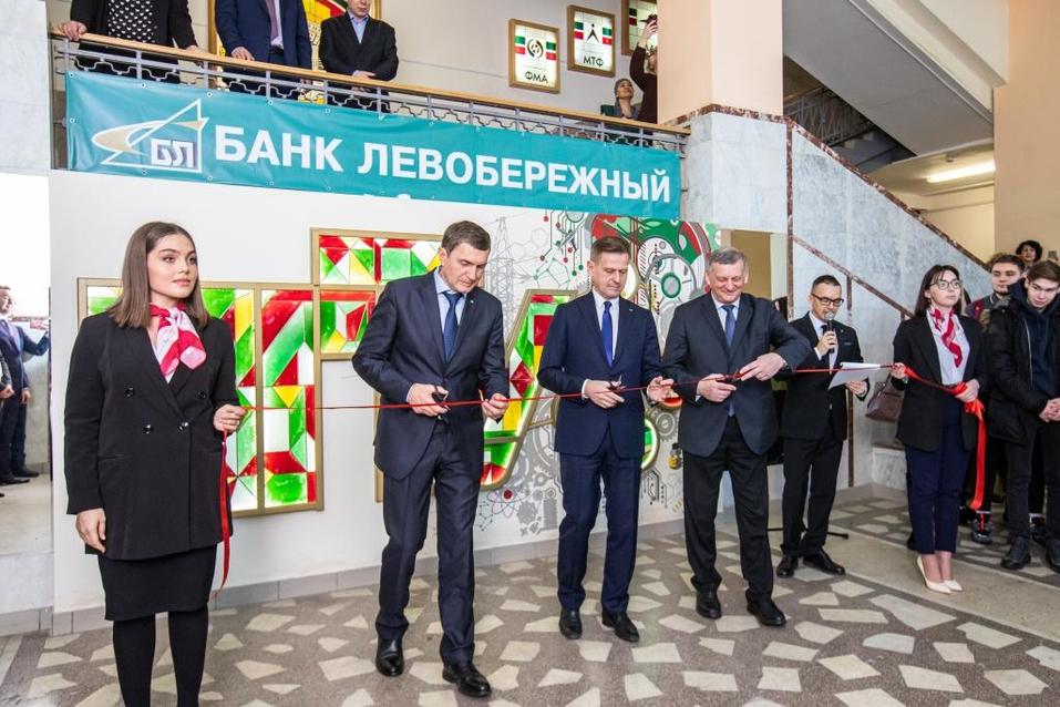 «Умный университет» начинается с умной карты: в НГТУ НЭТИ заработала Кампусная система 1 «Умный университет» начинается с умной карты: в НГТУ НЭТИ заработала Кампусная система 1