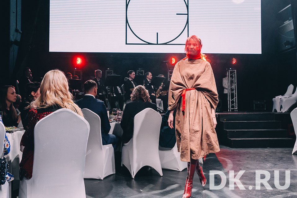 «Зарабатываю по 300 тыс. в день». Как россиянка представила свою коллекцию в Милане. ОПЫТ 5 «Зарабатываю по 300 тыс. в день». Как россиянка представила свою коллекцию в Милане. ОПЫТ 5