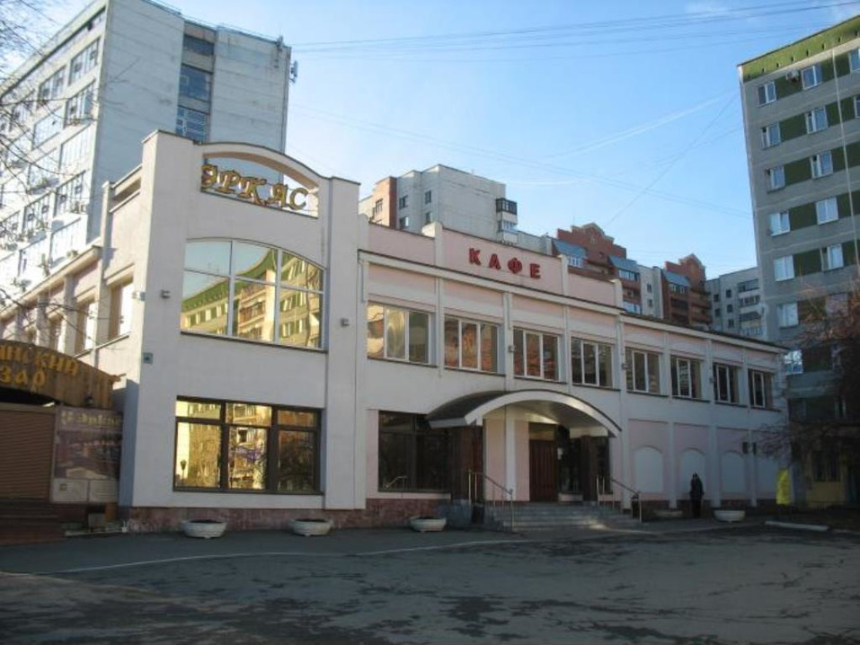 В Екатеринбурге выставили на продажу один из старейших ресторанов города 1 В Екатеринбурге выставили на продажу один из старейших ресторанов города 1