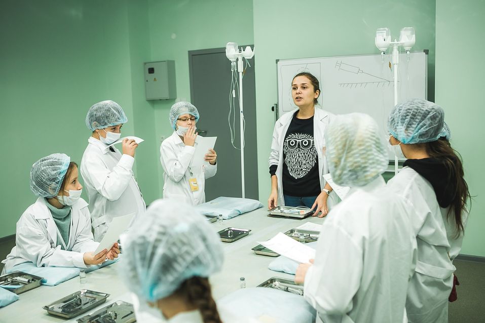 «В регионах наша задача — объяснить, что мы тут такое делаем». Как заработать на науке 2 «В регионах наша задача — объяснить, что мы тут такое делаем». Как заработать на науке 2