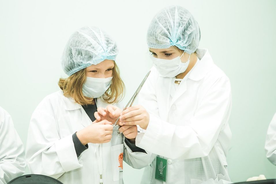 «В регионах наша задача — объяснить, что мы тут такое делаем». Как заработать на науке 1 «В регионах наша задача — объяснить, что мы тут такое делаем». Как заработать на науке 1