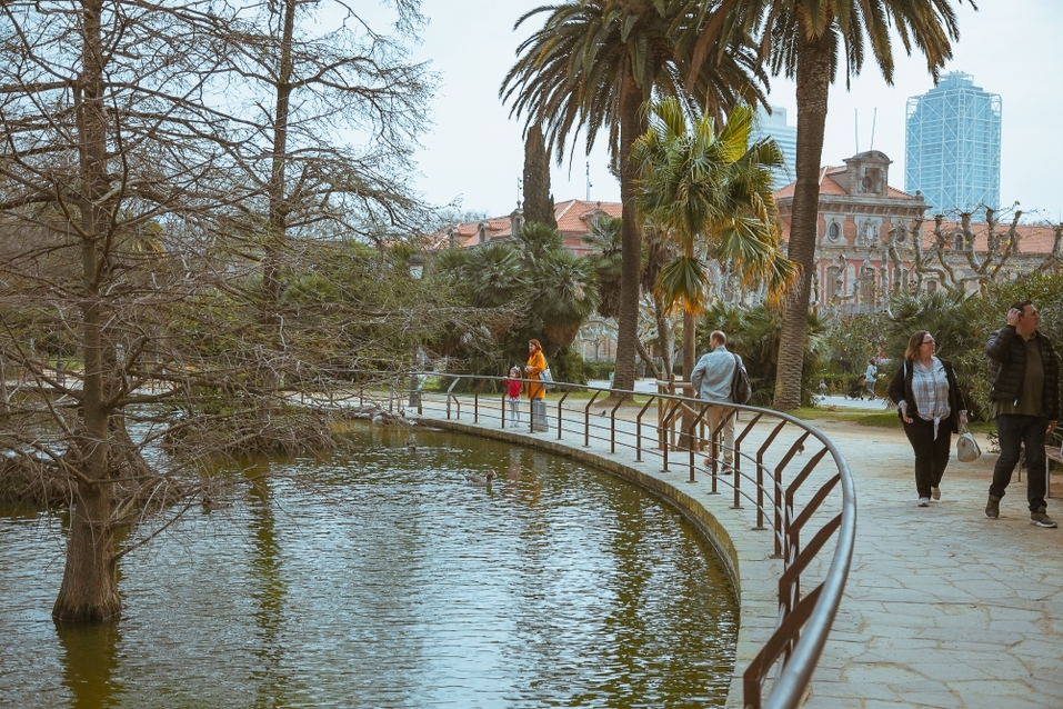 «Напоминает зомби-апокалипсис. А ведь еще четыре дня назад все шутили и постили мемы» 4 «Напоминает зомби-апокалипсис. А ведь еще четыре дня назад все шутили и постили мемы» 4
