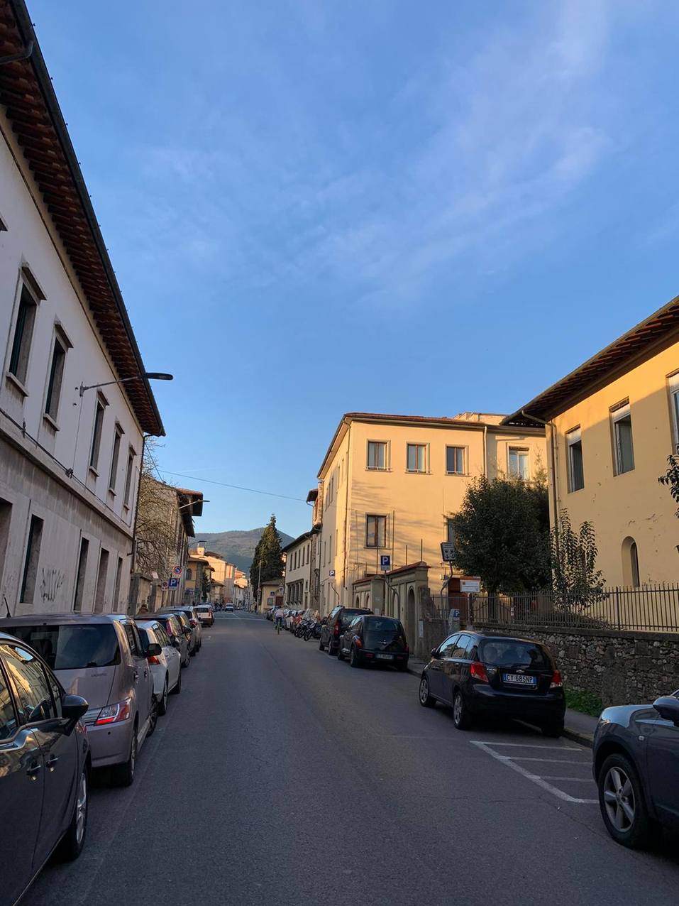 Государство даст денег: как борются с COVID в Канаде, Италии, Голландии, Киргизии, Англии 3 Государство даст денег: как борются с COVID в Канаде, Италии, Голландии, Киргизии, Англии 3